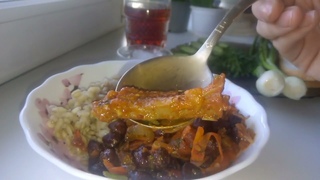 МУКБАНГ. УЖИН. МЯСО С НУТОМ ПО-ТУРЕЦКИ