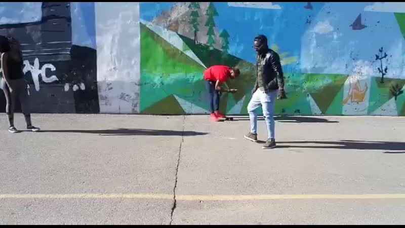 Танцуют под мою песню Fais Comme