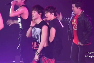 DONGHAE 140222 SS5 Beijing Shake it up