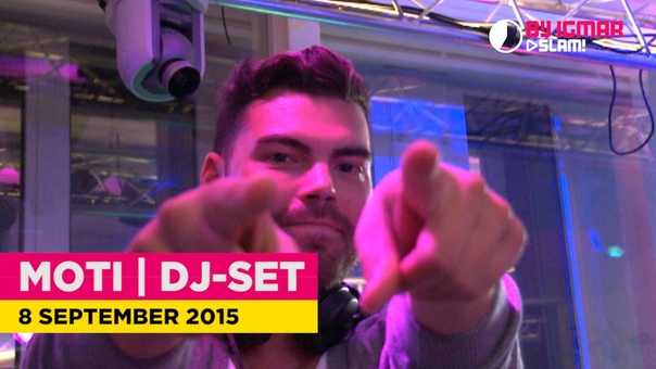 MOTi ( DJ set), Bij