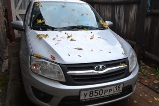 гнилая лада гранта. я еду на ржавой ладе гранта. лада гранта лифтбек битая. лада калина 1997. я еду на ржавой ладе гранта.