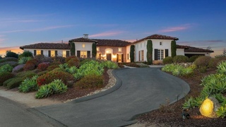Beautiful single story 5 ensuite bedroom home in San Diego for $5,395,000
