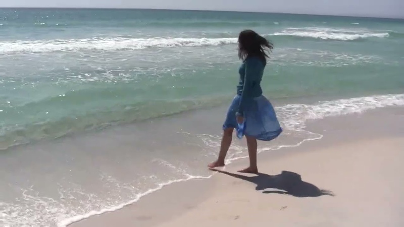 Nakita at the beach