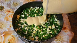 Вместо пирожков. Ленивый пирог с зеленым луком и яйцом, рецепт теста на кефире и сметане.