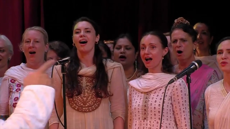 Cabella Choir with Maestro Carlo