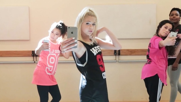 I Dont Play Dance Rehearsal Behind The