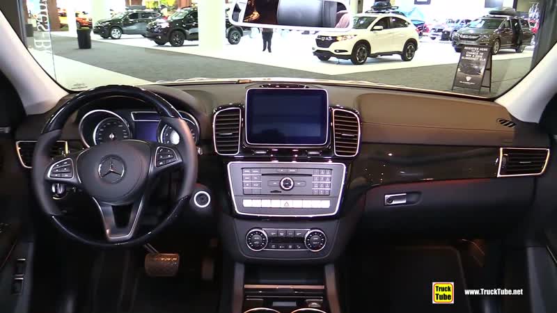 2018 Mercedes GLS550 Exterior and Interior Walkaround 2018 New York Auto