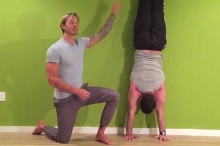 Handstand Training Challenge 5/5 - Wall Assisted Handstand