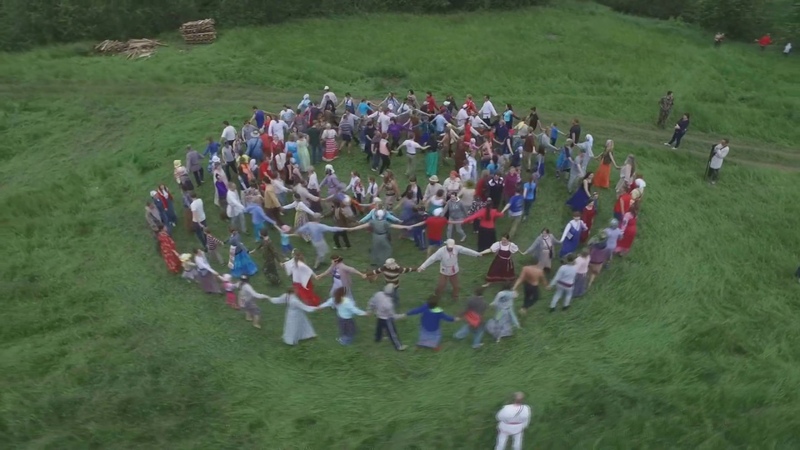 Русский хоровод картинки. Хоровод стенка на стенку картинка. Хоровод детей. Хороводы на руси. Ютуб хороводы.