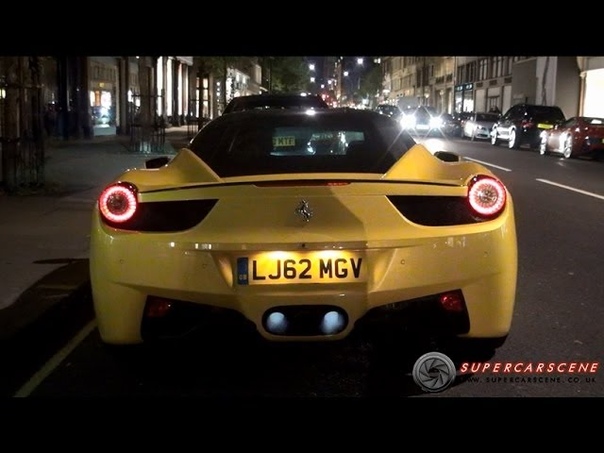 Ferrari 458 Spitting