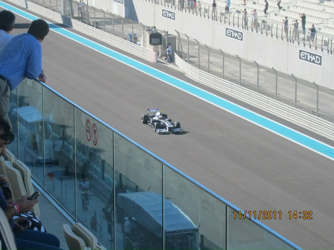 Маша Карлаш | London