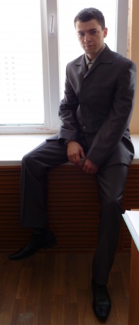 Андрей Градов