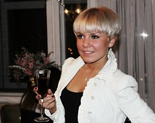 №9, Алиса Мартынова, 34 года, Москва, Россия №9, Алиса Мартынова, 34 года, Москва, Россия