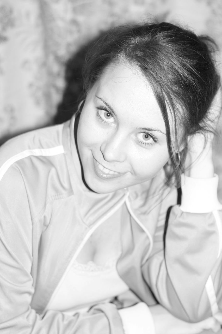 Надя Сергеенкова ***ἄγγελος*** | Москва