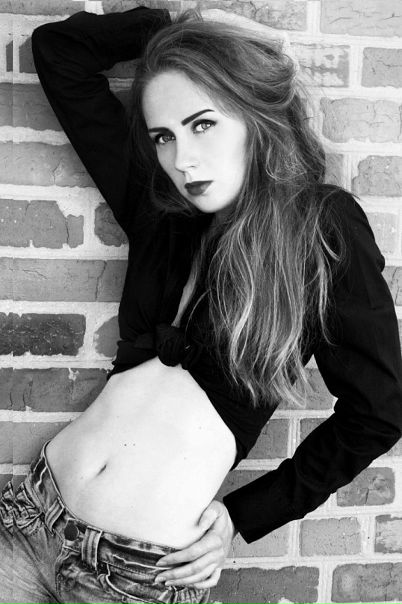 №119, Оля Яло, 36 лет №119, Оля Яло, 36 лет