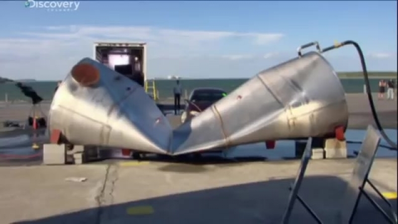 Взрыв во внутрь.