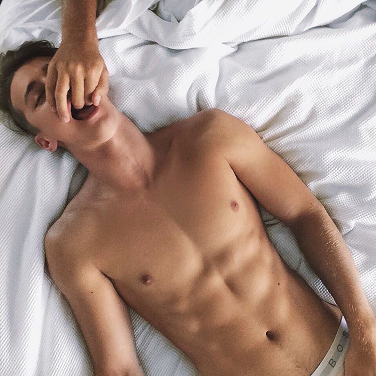 Anal gaysex petite sucking dick