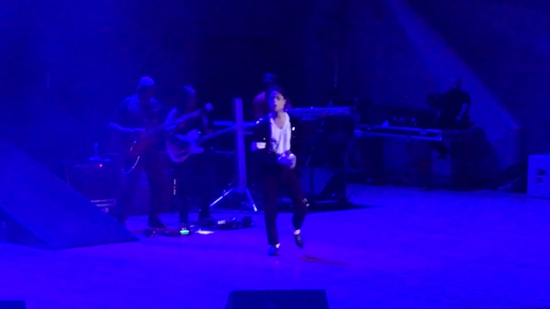 Michael Jackson Legacy Tour William