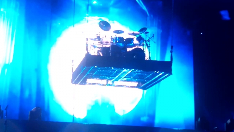Scorpions Drum Solo ( Mickey Dee),