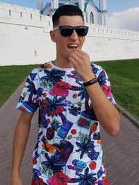 Константин Степанов