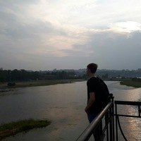 Женя Якушев