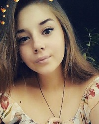 Анна Ларионова