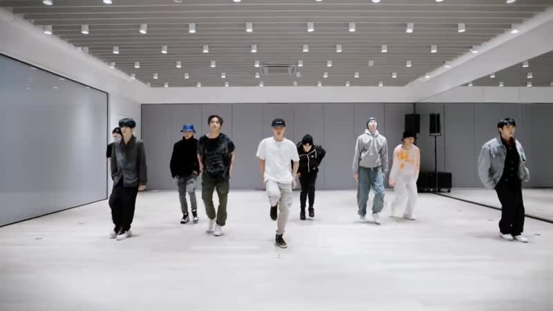 NCT 127 (英雄; Kick It) Dance