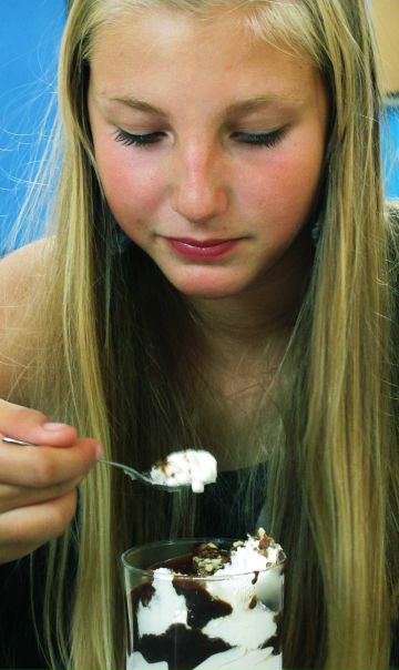 №3, Юля Гребенькова №3, Юля Гребенькова