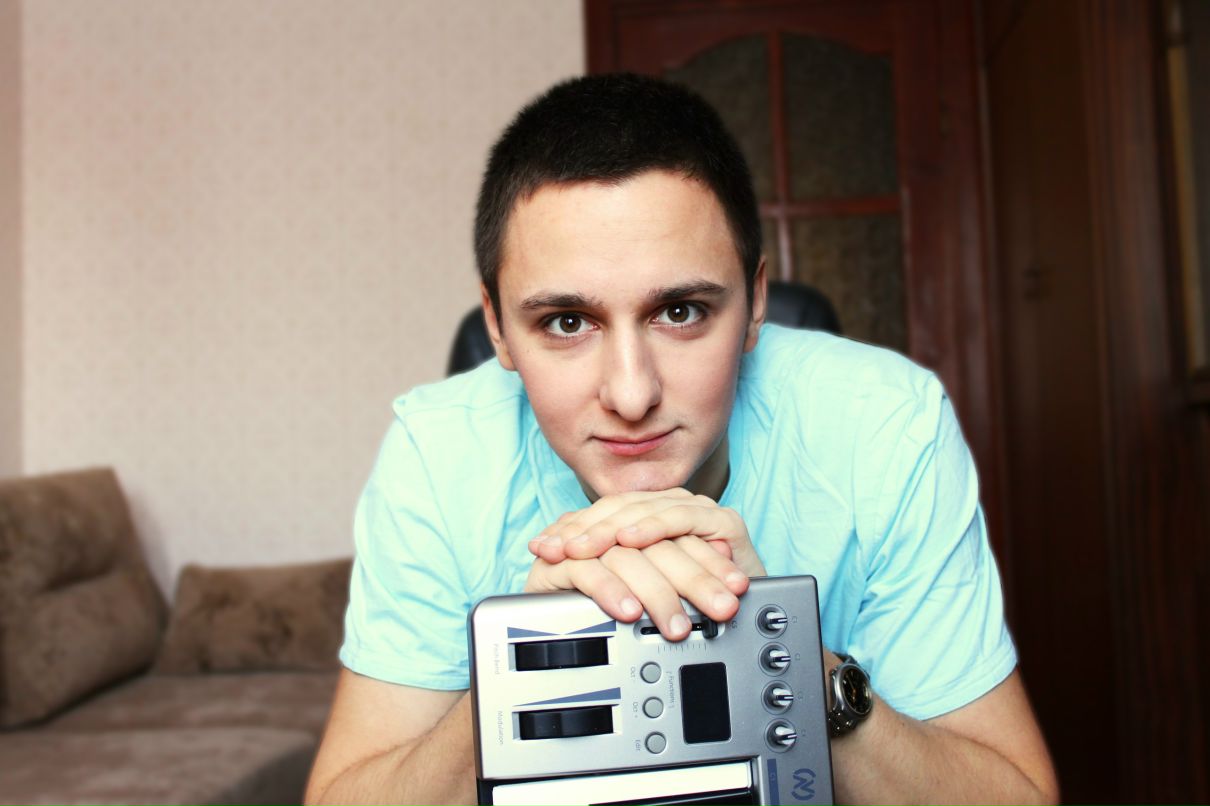 Андрей Семионов Apollo .ιllιlι | Минск