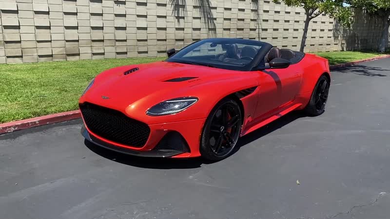 2020 Aston Martin DBS Superleggera Volante +