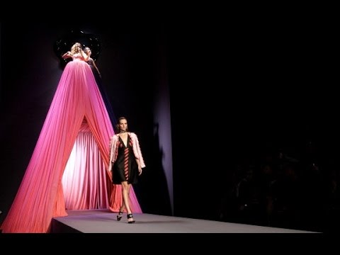 Viktor Rolf, Spring Summer 2012 Full Fashion Show,